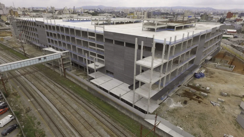feira-da-madrugada-em-construcao
